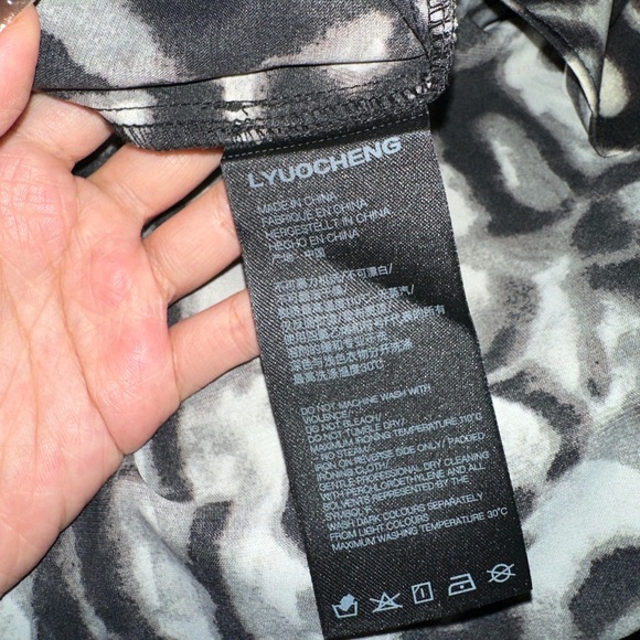 Leopard Print Double-Layered Dress - Picture 4 of 6